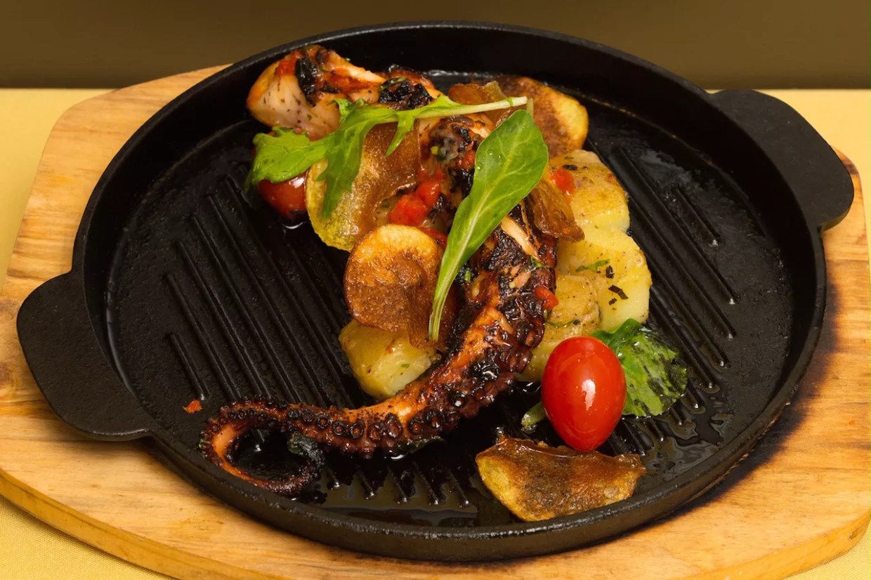 Hollywood’s Legado Restaurant Serves Up Traditional Chilean Cuisine