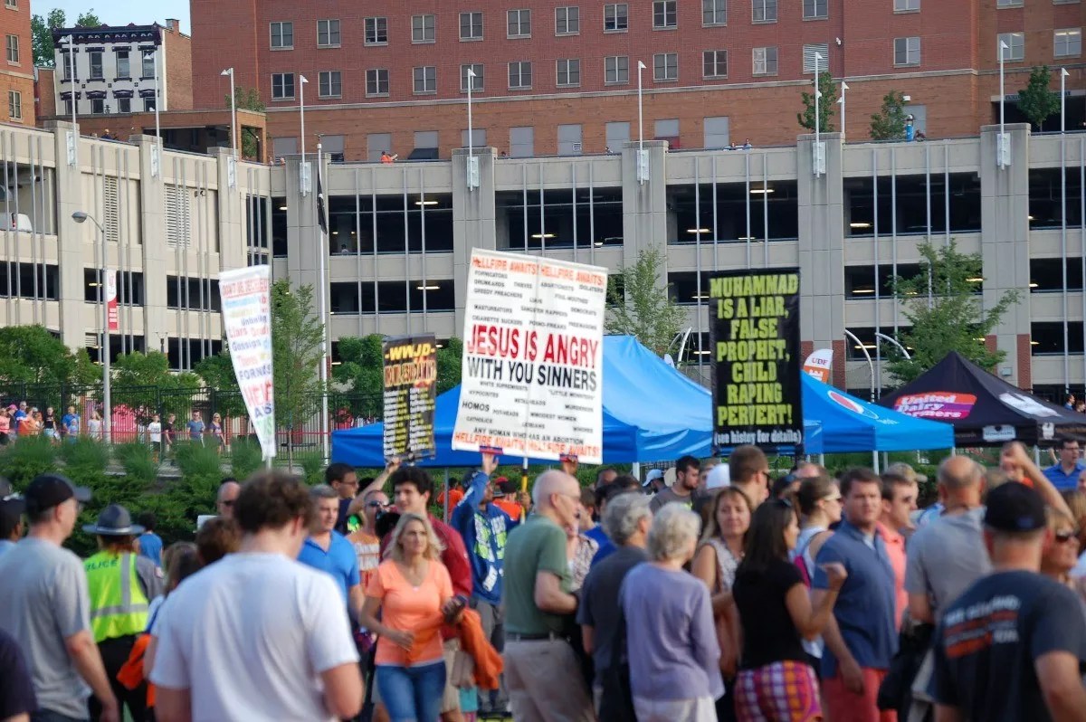 Most of Florida’s Anti-Muslim Hate Groups Are in Palm Beach, Experts Find