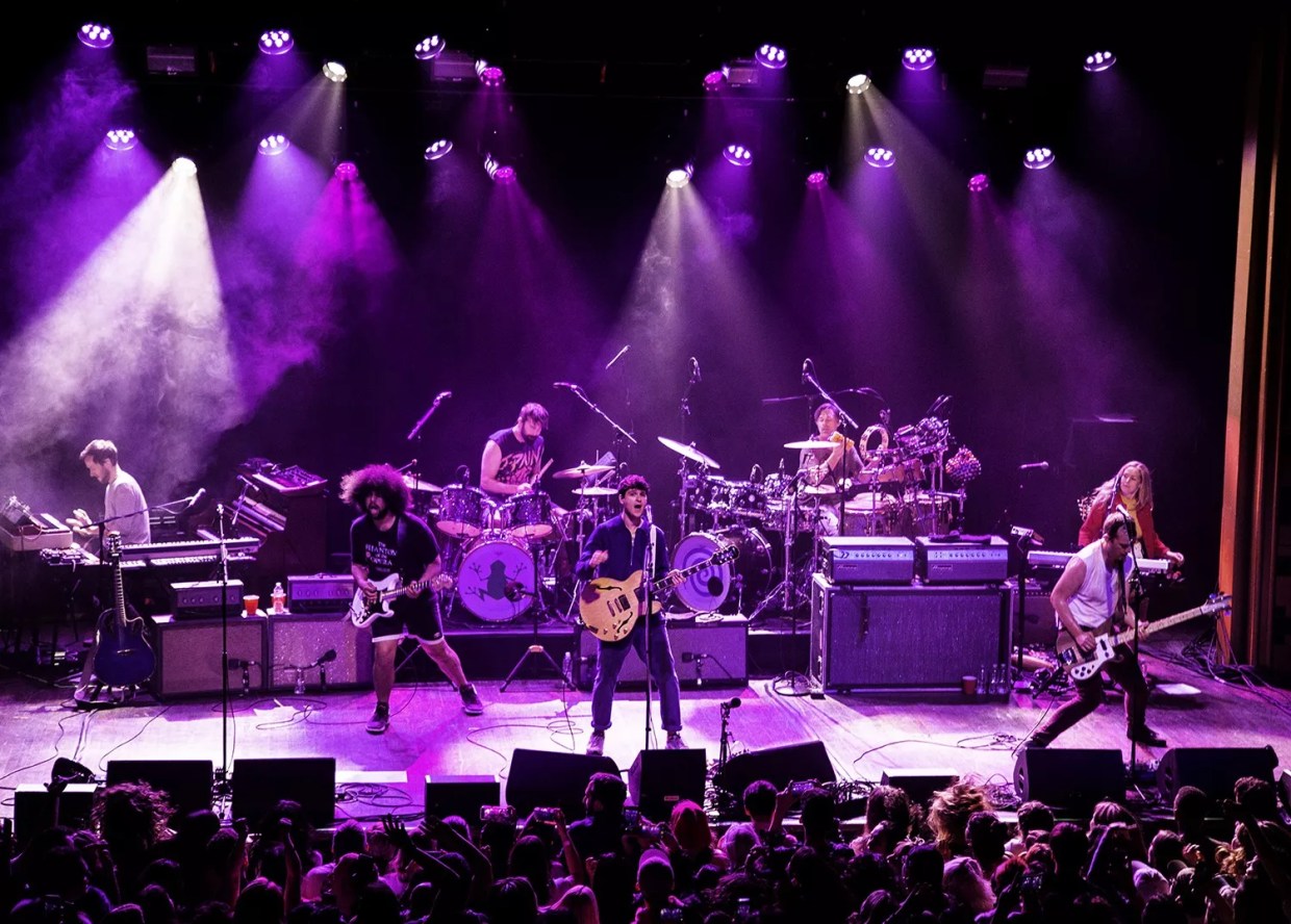 The New Vampire Weekend Is Way More Fun