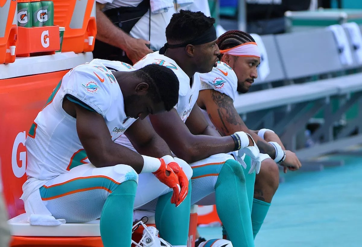 The Dolphins Were So Bad Sunday Some Players Are Already Begging to Get Out