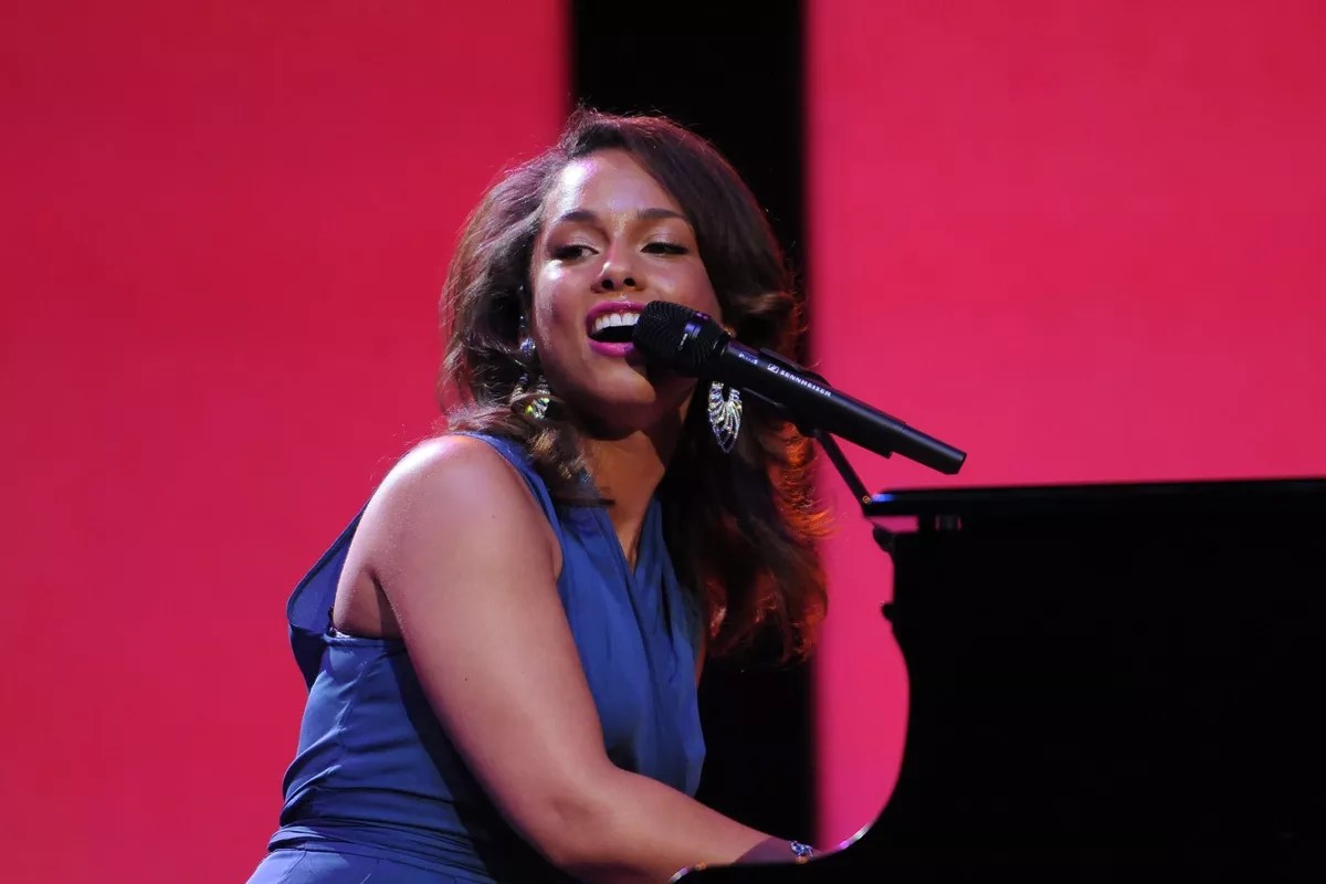 Alicia Keys to Headline Jay-Z’s Fundraiser at Hard Rock Live