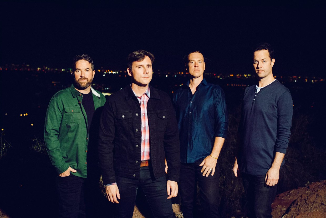Ahead of Riptide Fest, Jimmy Eat World Feasts on “Wild, Wacky Year”