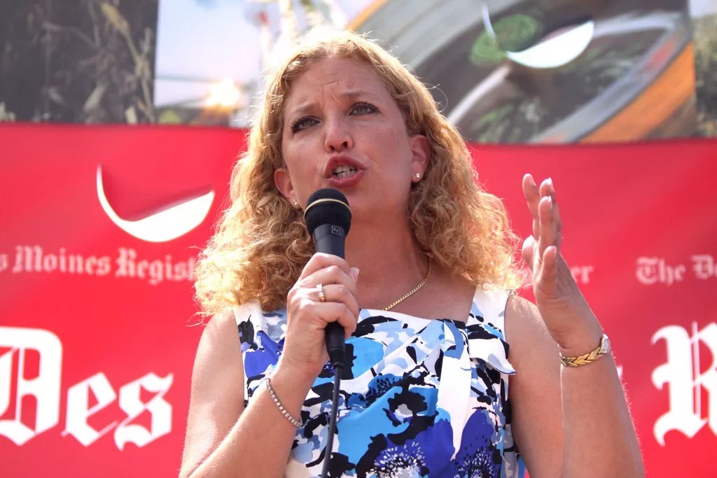 Teen Campaigning for Perelman Says She Was Shoved by Rep. Wasserman Schultz