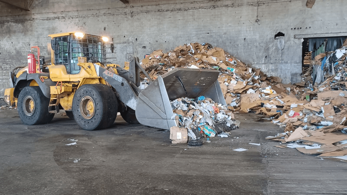 Six Lessons From a Tour of Waste Management’s Local Recycling Facility