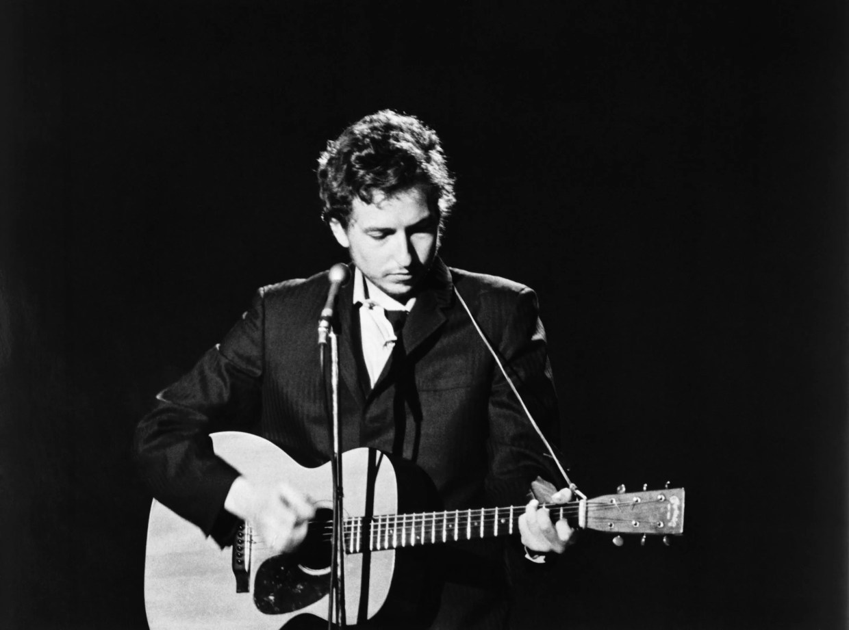 Bob Dylan Brings Rough and Rowdy Ways Tour to Broward Center in March